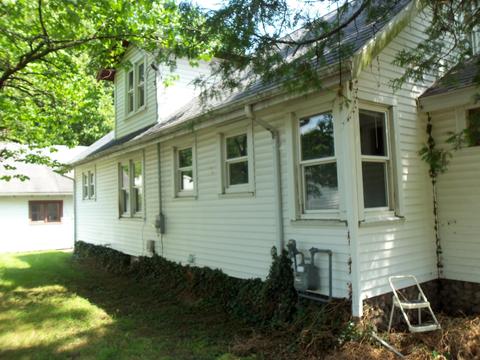 331 S Walker St, Bronson, MI 49028 photo 2