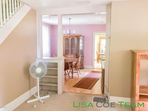 518 E Main St, Saranac, MI 48881 photo 8