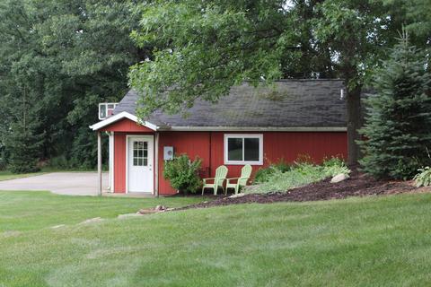 1419 Fifth St, Belding, MI 48809 photo 3