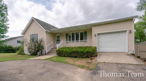 145 Sunset Dr, Dowling, MI 49050 photo 1