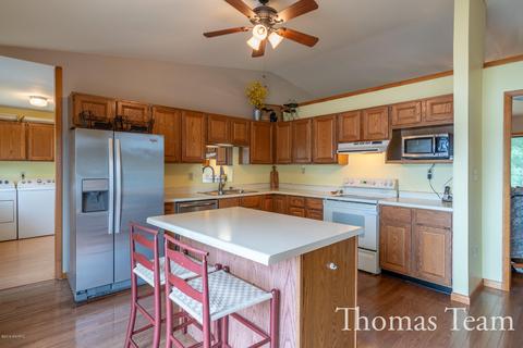 145 Sunset Dr, Dowling, MI 49050 photo 10