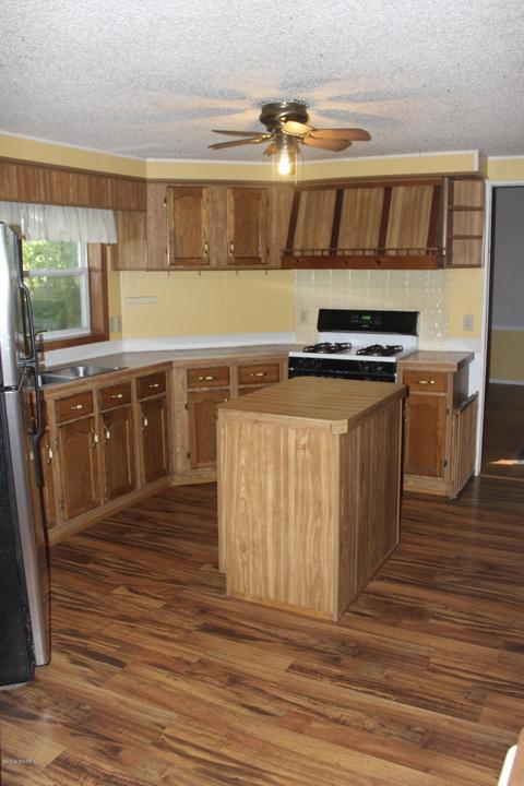 633 Marsh Rd, Plainwell, MI 49080 photo 18