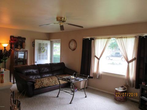 136 Circle Dr, Marshall, MI 49068 photo 6