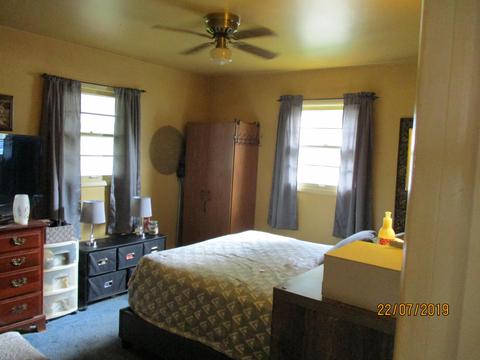 136 Circle Dr, Marshall, MI 49068 photo 7