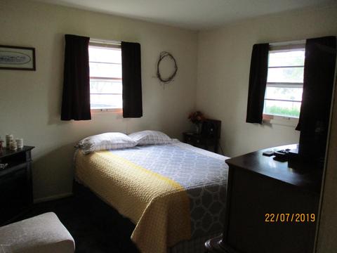 136 Circle Dr, Marshall, MI 49068 photo 9