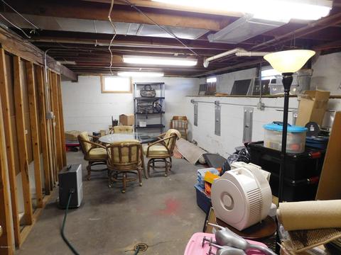 246 2nd Ave, Manistee, MI 49660 photo 23