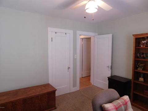 246 2nd Ave, Manistee, MI 49660 photo 13