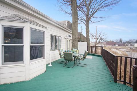 310 E Main St, Hart, MI 49420 photo 37