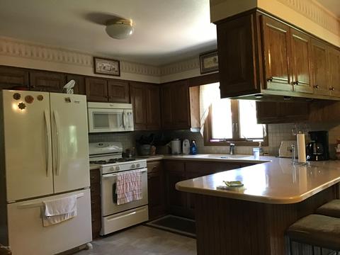 1025 110th Ave, Plainwell, MI 49080 photo 3