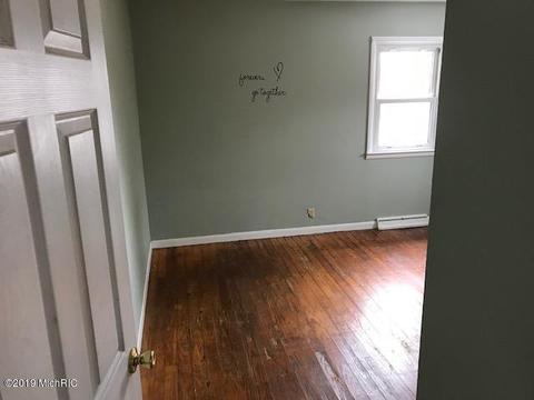 8859 E Loop Rd, Hesperia, MI 49421 photo 9