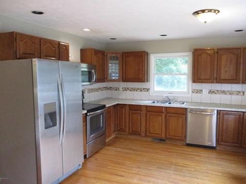 2131 108th E, Grant, MI 49327 photo 8