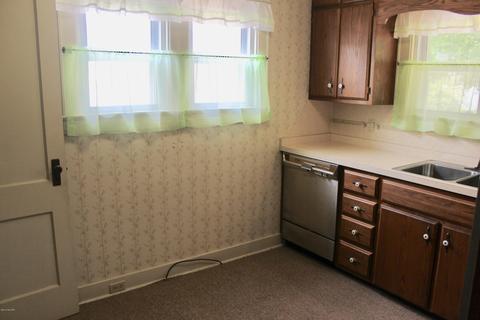 222 E Morrell St, Otsego, MI 49078 photo 13