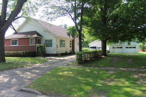 222 E Morrell St, Otsego, MI 49078 photo 1