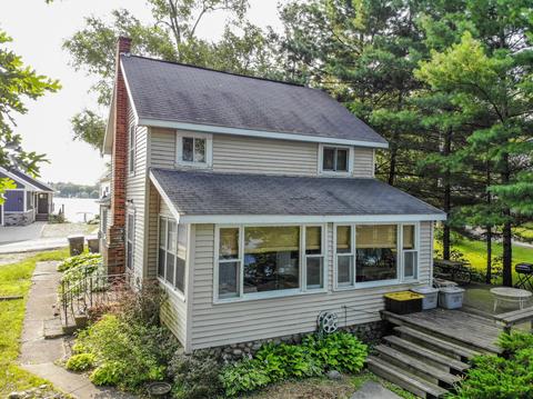 11000 Long Point Dr, Plainwell, MI 49080 photo 1
