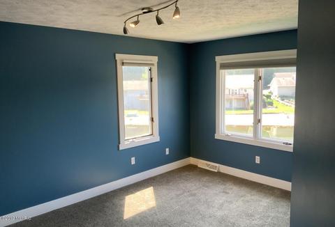 1494 Springbrook Dr, Jenison, MI 49428 photo 15