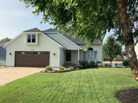 1494 Springbrook Dr, Jenison, MI 49428 photo 1