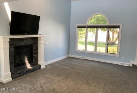 1494 Springbrook Dr, Jenison, MI 49428 photo 3