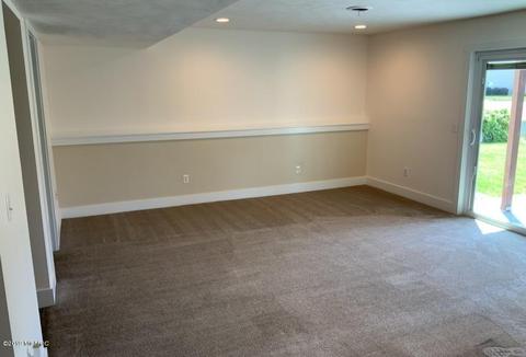 1494 Springbrook Dr, Jenison, MI 49428 photo 21