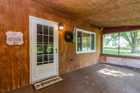 10574 Jones Rd, Bellevue, MI 49021 photo 4