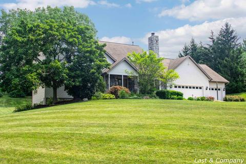 70 Rollingbrook Dr NE, Ada, MI 49301 photo 4