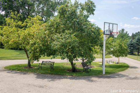 70 Rollingbrook Dr NE, Ada, MI 49301 photo 14