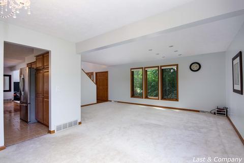 70 Rollingbrook Dr NE, Ada, MI 49301 photo 31