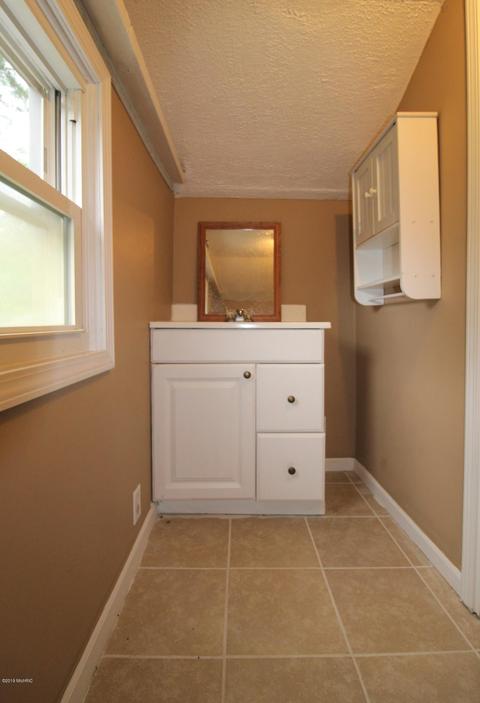 6202 Wright St, Kalamazoo, MI 49048 photo 14
