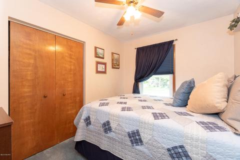 215 Jersey St, Plainwell, MI 49080 photo 17