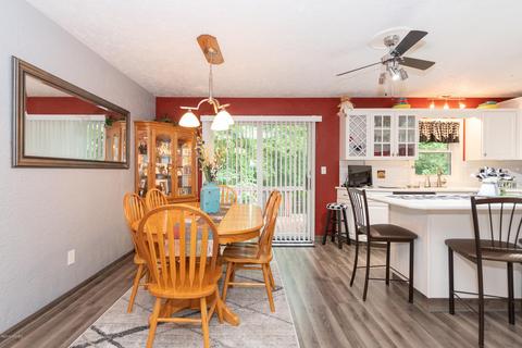 215 Jersey St, Plainwell, MI 49080 photo 7