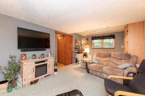 215 Jersey St, Plainwell, MI 49080 photo 26