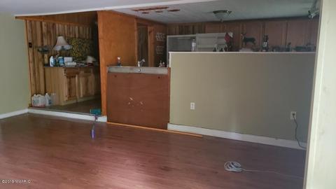 9719 S Briar Ave, Baldwin, MI 49304 photo 11