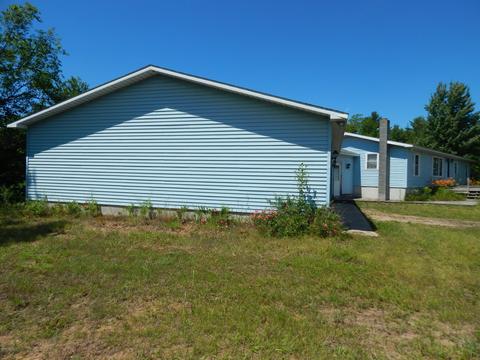 2050 N Lamb Rd, Interlochen, MI 49643 photo 16