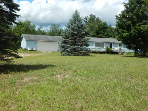 2050 N Lamb Rd, Interlochen, MI 49643 photo 1