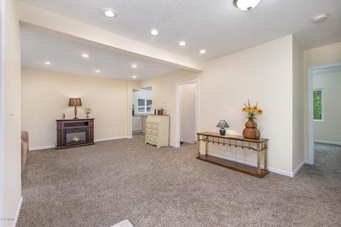 423 E 88th St, Newaygo, MI 49337 photo 6