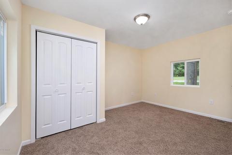 423 E 88th St, Newaygo, MI 49337 photo 15