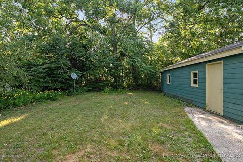 322 Hall St, Belding, MI 48809 photo 32