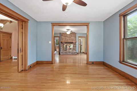 322 Hall St, Belding, MI 48809 photo 7
