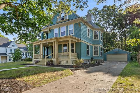 322 Hall St, Belding, MI 48809 photo 3