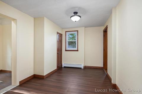 322 Hall St, Belding, MI 48809 photo 10