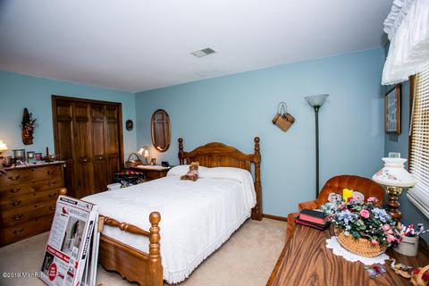 8 Summit Park Dr, Spring Lake, MI 49456 photo 47