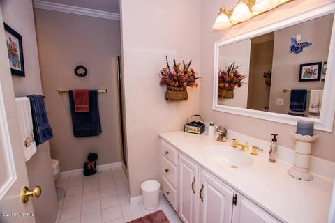 8 Summit Park Dr, Spring Lake, MI 49456 photo 15