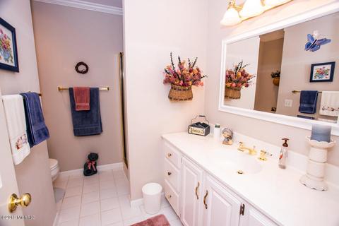 8 Summit Park Dr, Spring Lake, MI 49456 photo 14