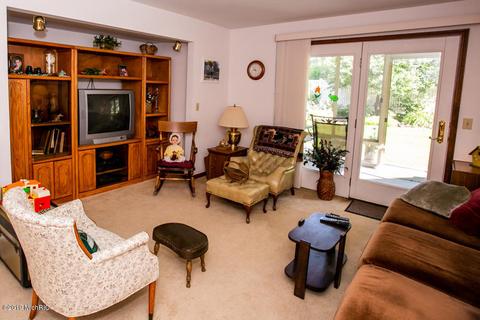 8 Summit Park Dr, Spring Lake, MI 49456 photo 36