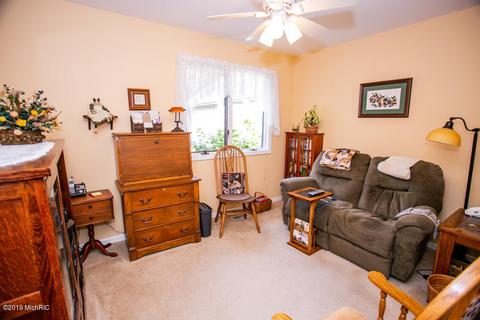 8 Summit Park Dr, Spring Lake, MI 49456 photo 12