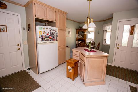 8 Summit Park Dr, Spring Lake, MI 49456 photo 8