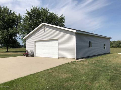 4701 Carlsen Rd, Stanton, MI 48888 photo 21