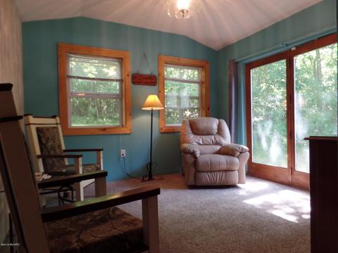 6405 E Cutler Rd, Edmore, MI 48829 photo 9