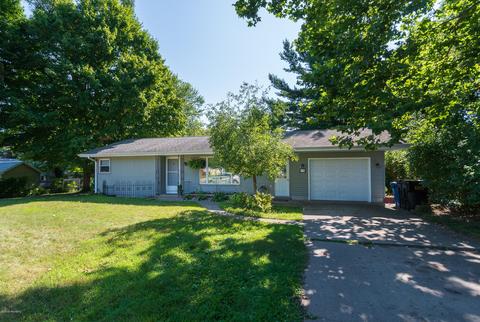112 N Sunset St, Plainwell, MI 49080 photo 24