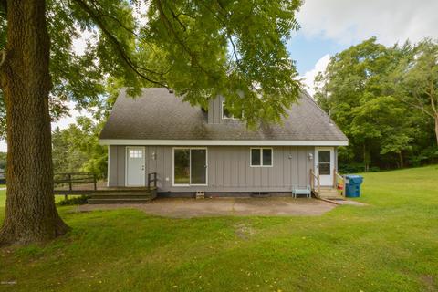 962 Weaver Rd, Bronson, MI 49028 photo 3