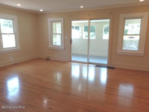 3711 Walnut St, Buchanan, MI 49107 photo 6